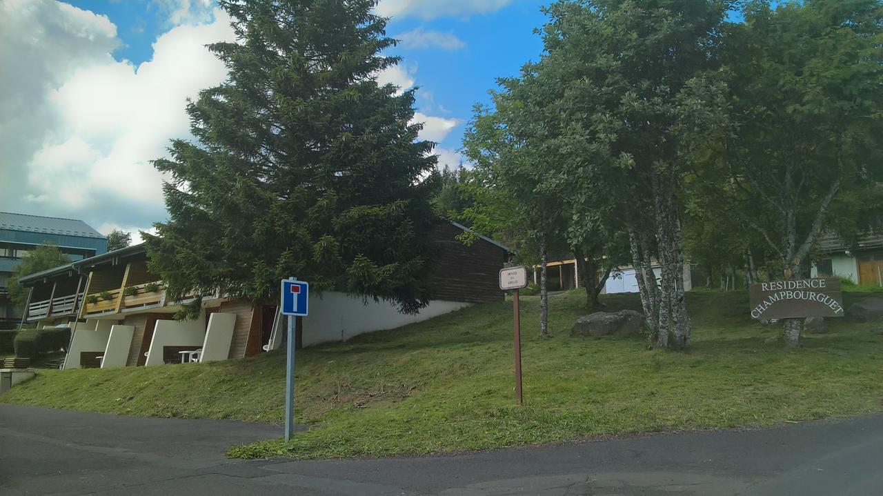 Le Champbourguet Lägenhet Super Besse Exteriör bild